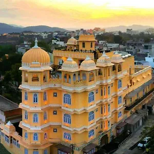 Bloom Boutique L Lake Pichola **** Udaipur